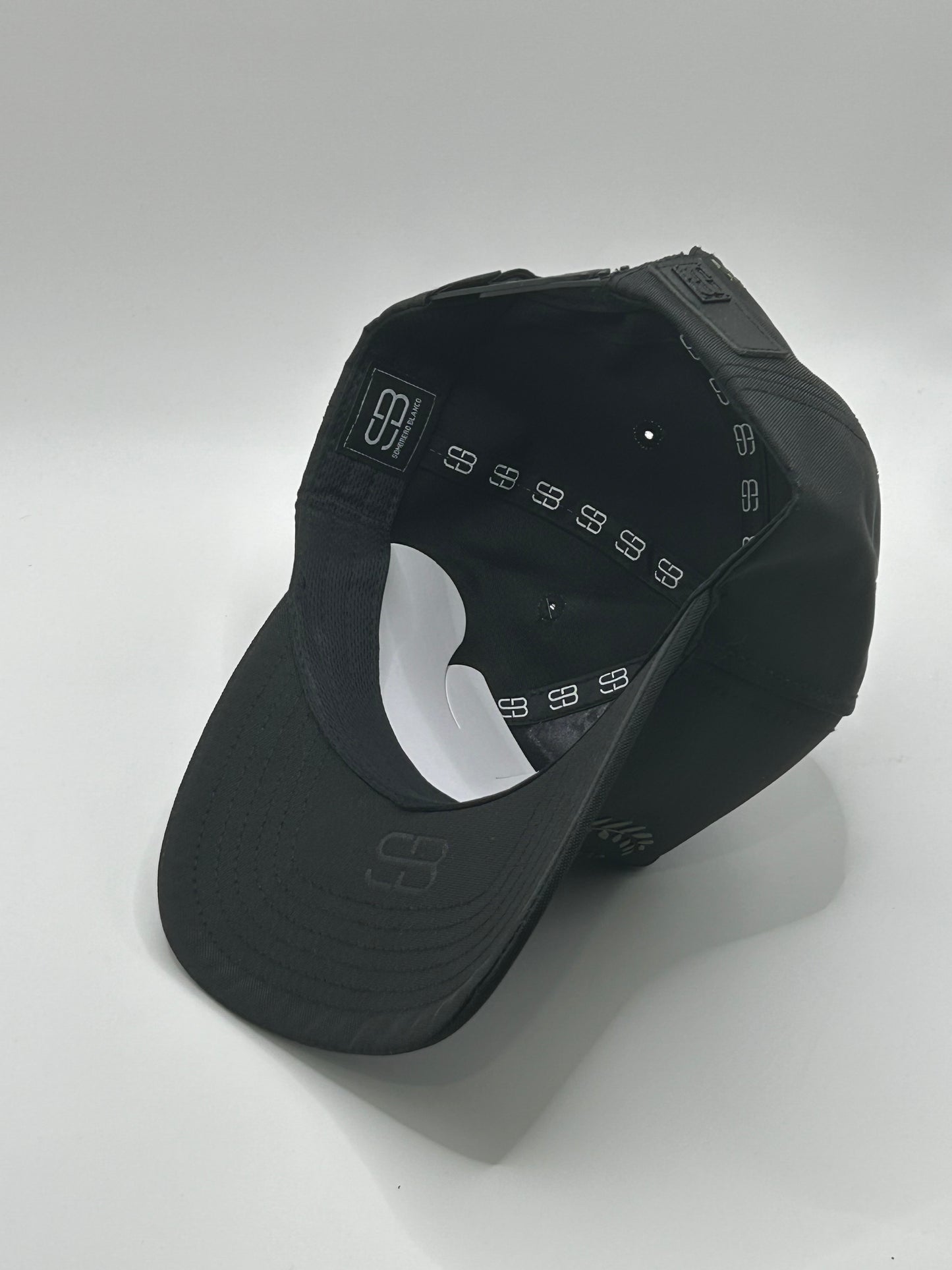 SB BLACK