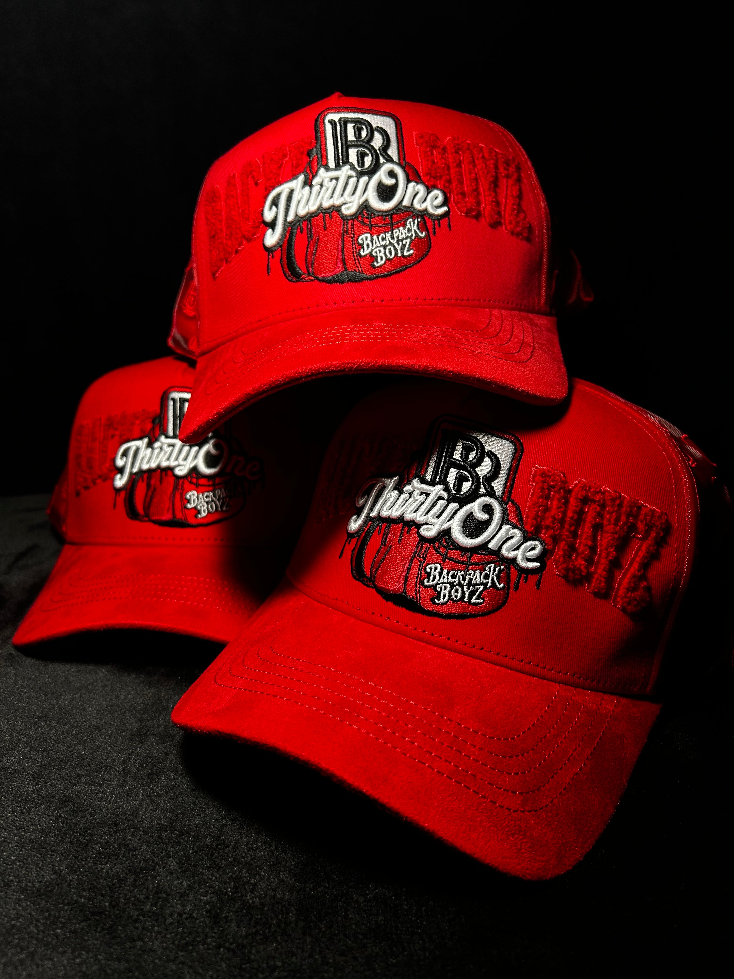 31 HATS LA MOCHILA