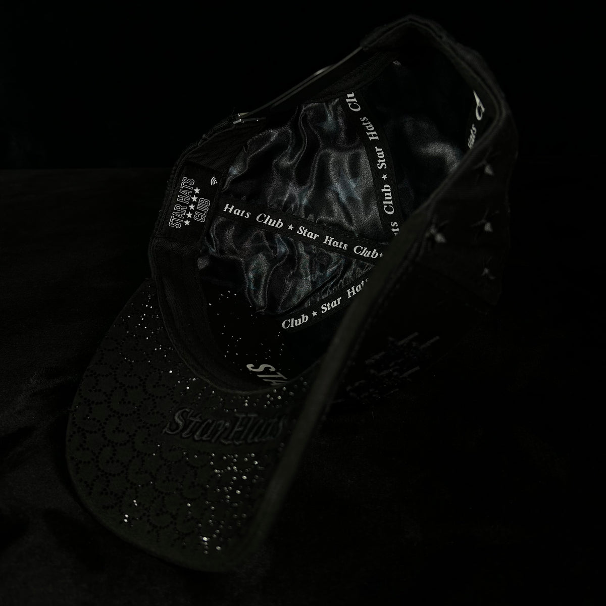 STAR HATS BLACK